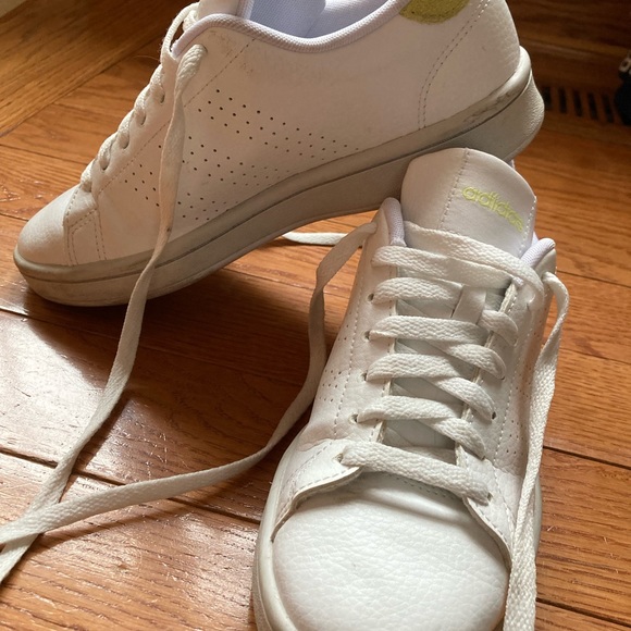 Adidas Advantage Shoes - Picture 5 of 5